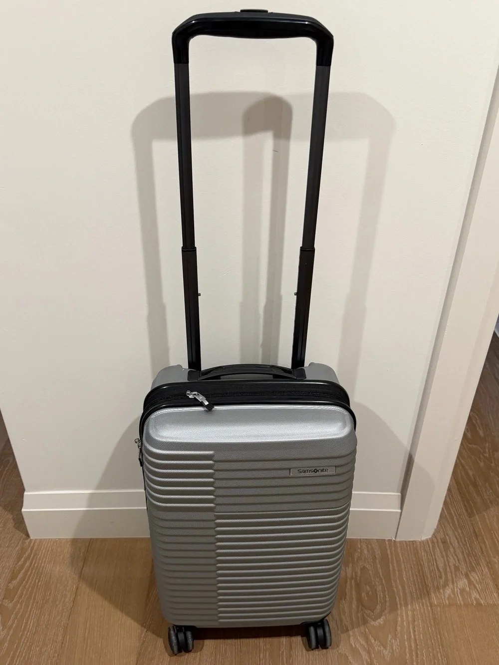 Samsonite Silver Textured Hardshell Carry-On